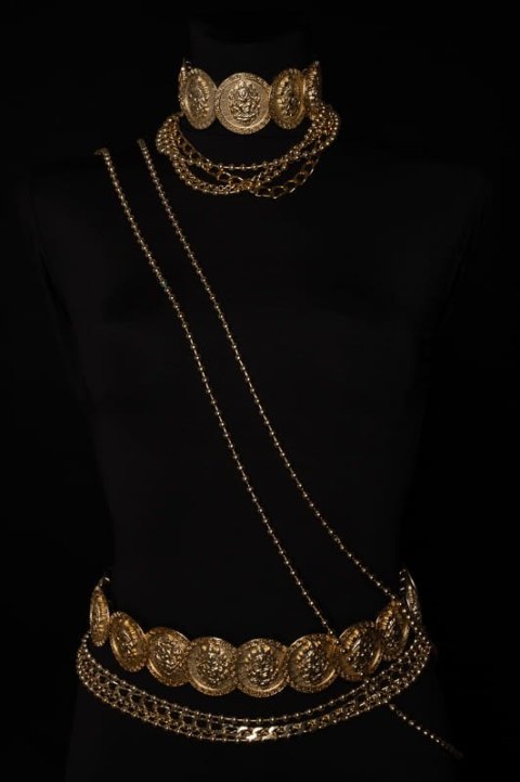 Ozdoba na ciało z kuleczek z kolekcji Black and Gold (C23/FSH/37AU)