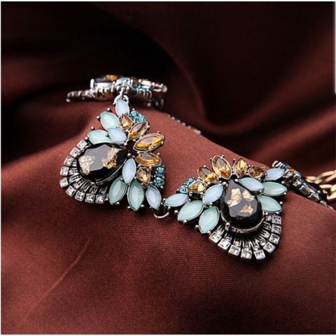 NASZYJNIK ELEGANCKI Z KRYSZTAŁKAMI N223 NASZYJNIK ELEGANCKI Z KRYSZTAŁKAMI N223